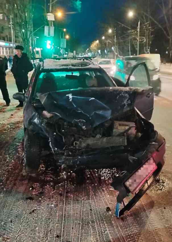 Форд Фокус 2005, МКПП, 1.6